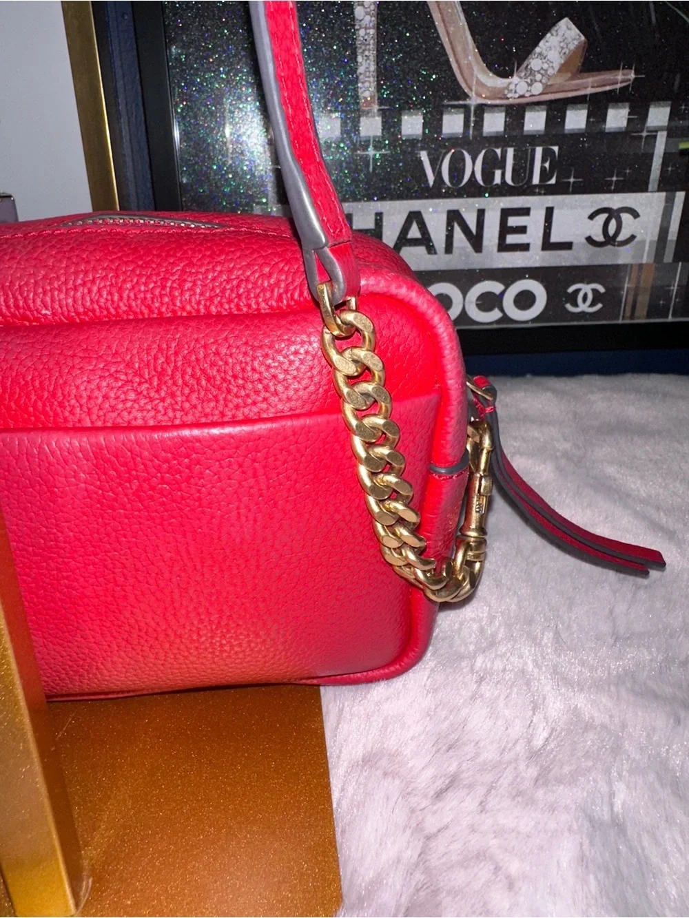 👜 Tory Burch Perry Bombe Mini Camera Bag Crossbody – Red Pebbled Leather